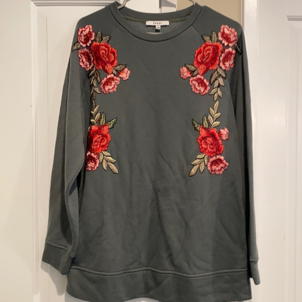Embroidered flower sweater from Vici